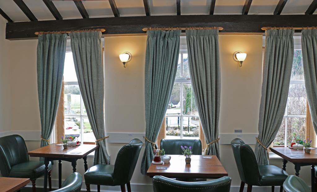 Glenmoriston Arms Hotel انفرموريستون المظهر الخارجي الصورة