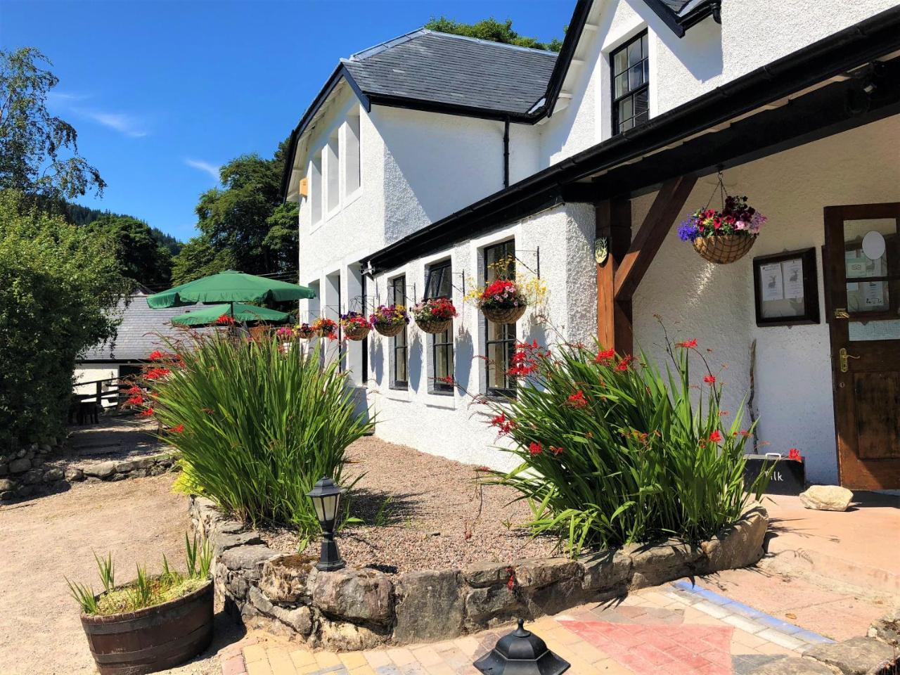 Glenmoriston Arms Hotel انفرموريستون المظهر الخارجي الصورة